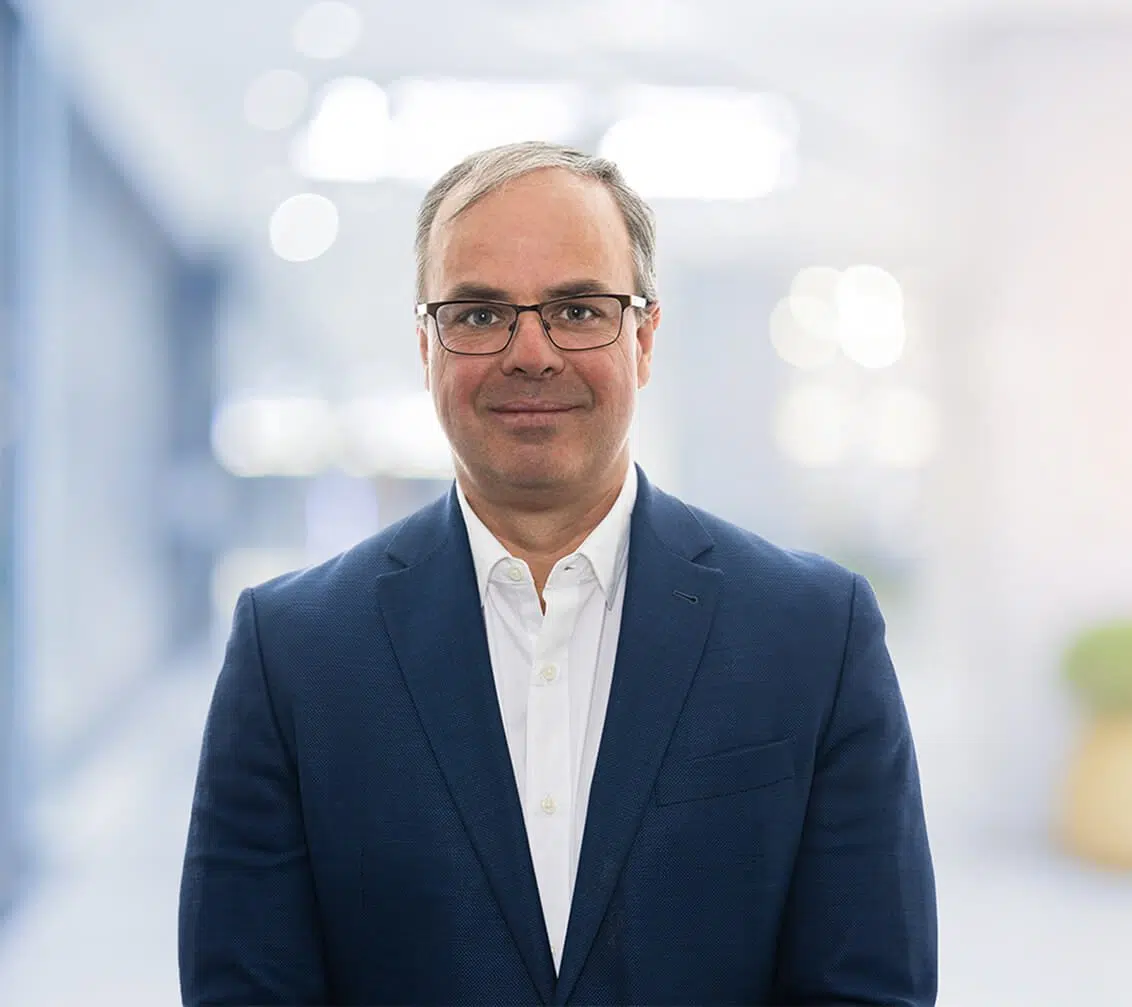 Photo by Dennis DeBusschere